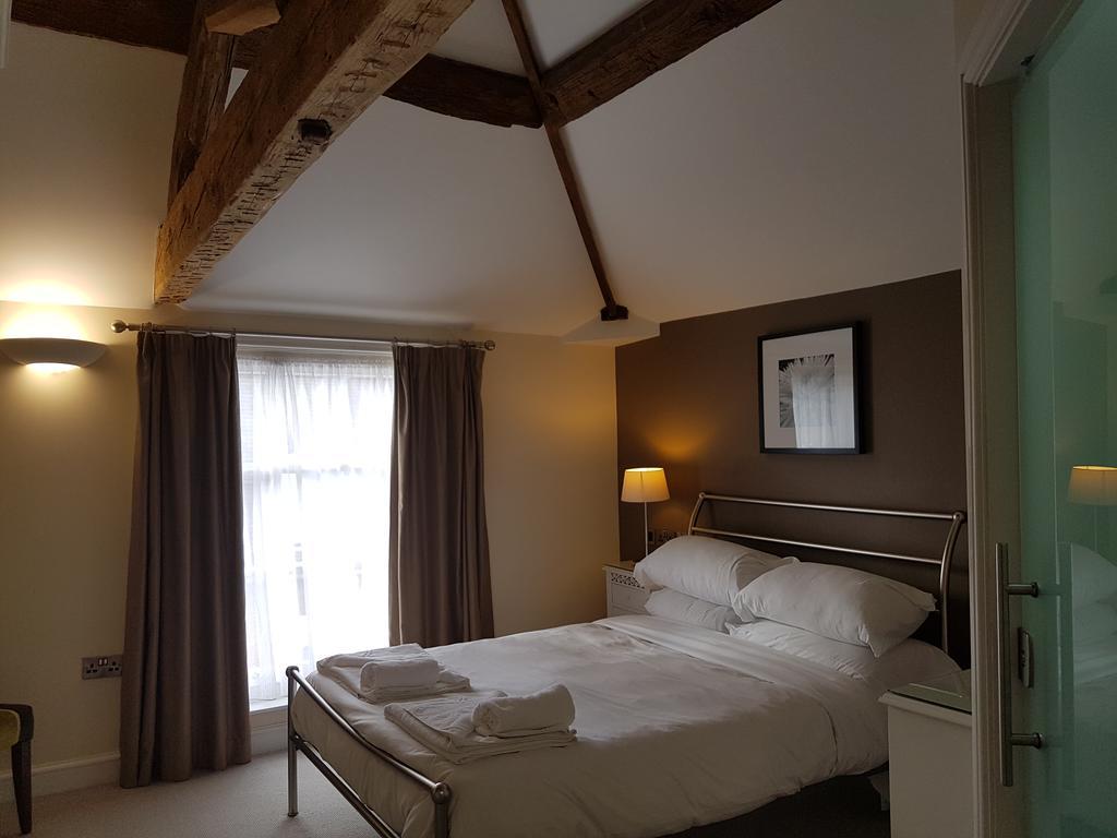 The Lion Hotel Brewood Exteriér fotografie
